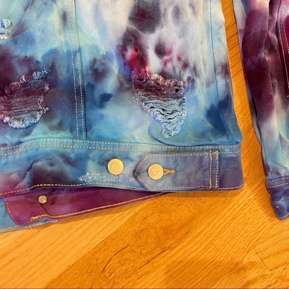 Tie dyed jean jacket distressed blue purple galaxy underwater size L - Picture 9 of 12